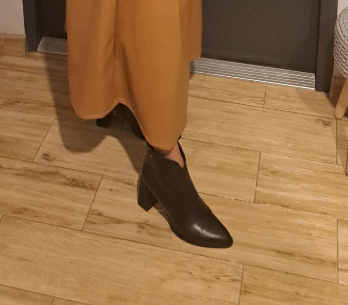 Ботильйони на шпильці Filippo DBT4877/23 BK чорні