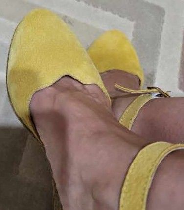 Шкіряні босоніжки Filippo DS1394/20 YL жовтий