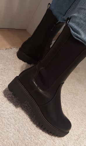 Черевики на платформі Filippo DBT3001/22 BK чорні